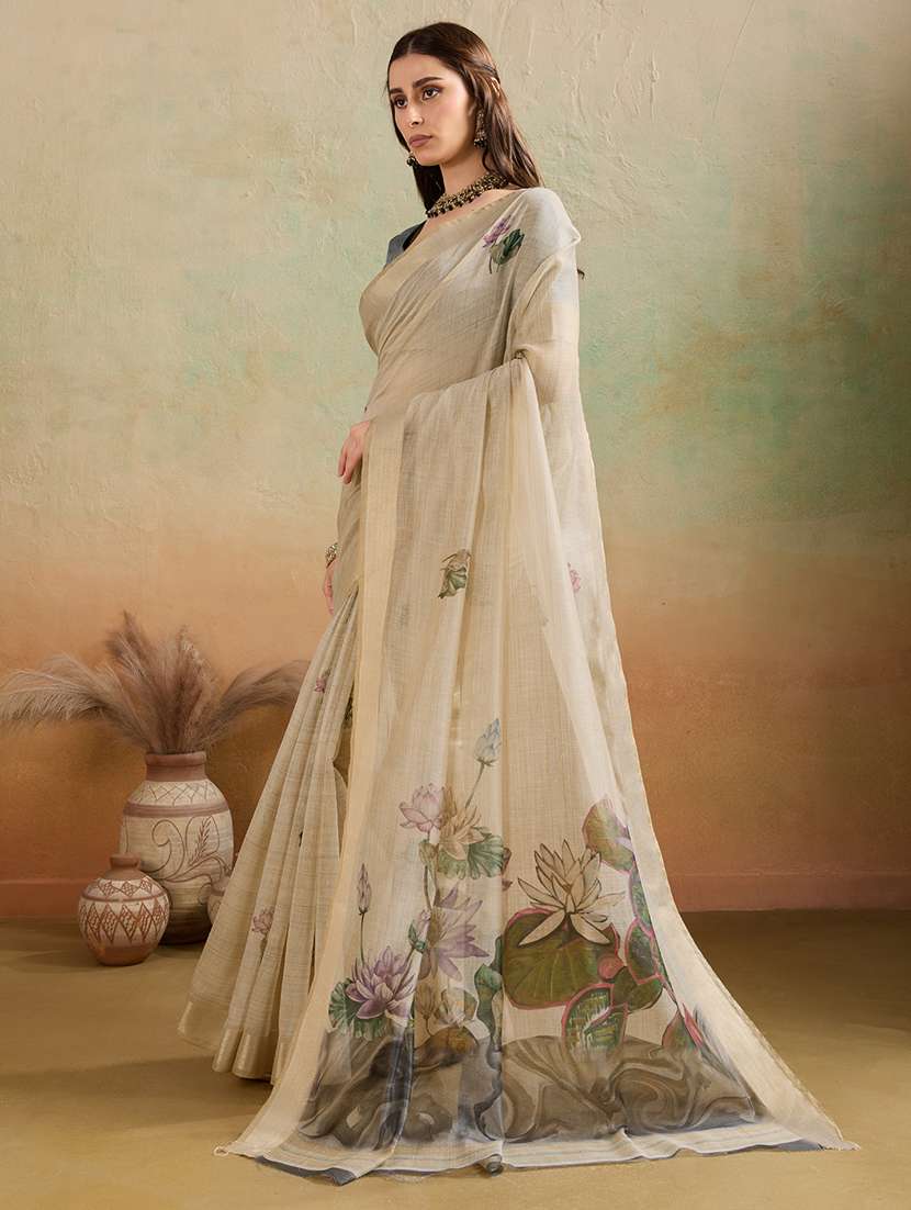 Women Floral Printed Saree With Blouse - 22592432 -  Standard Image - 2