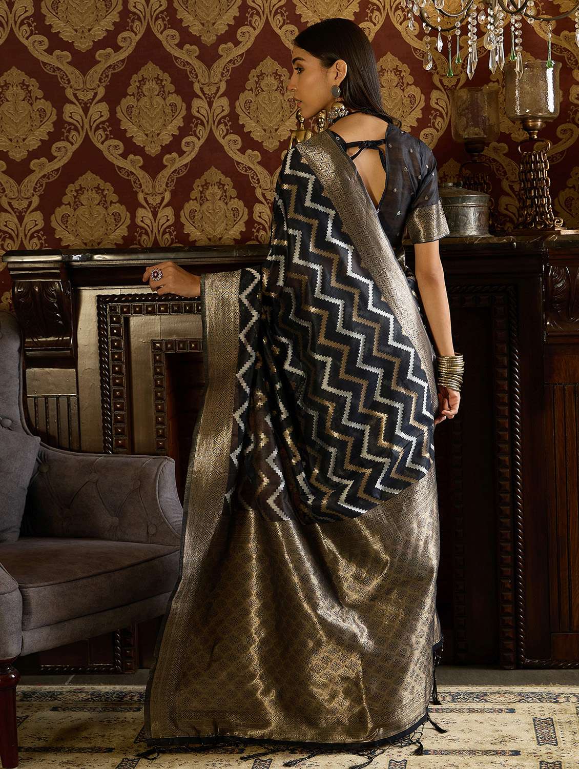 Women Self Design Banarasi Saree With Blouse - 22593002 -  Standard Image - 2