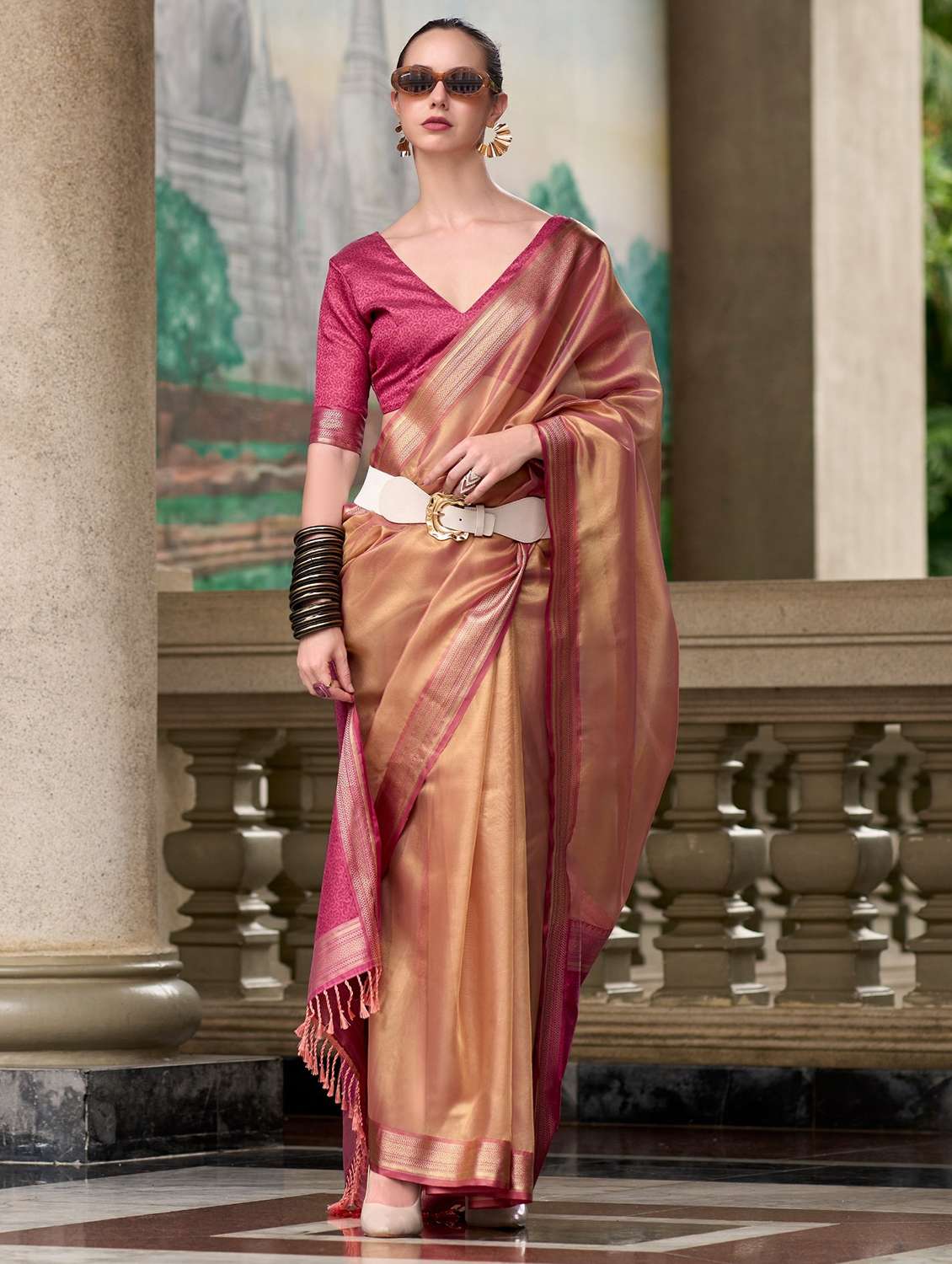 women solid with bordered saree with blouse - 22593027 -  Standard Image - 2
