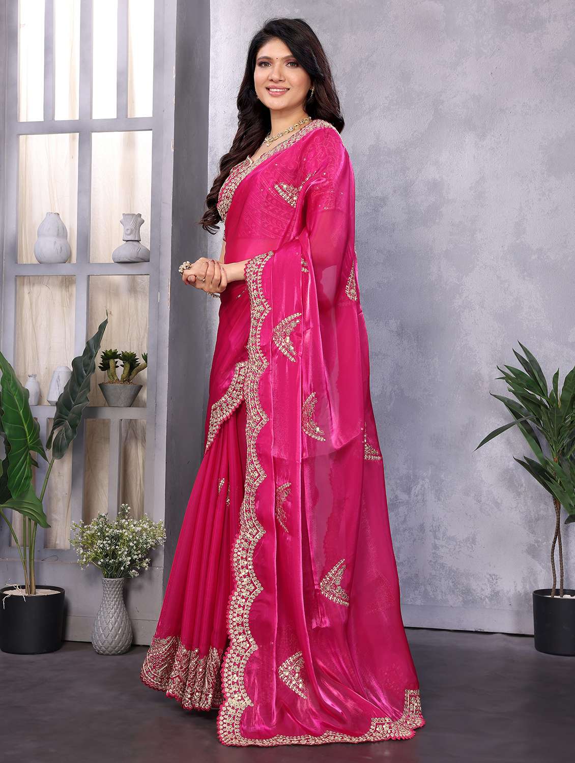 Women Solid With Work Embroidered Saree With Blouse - 22593039 -  Standard Image - 2