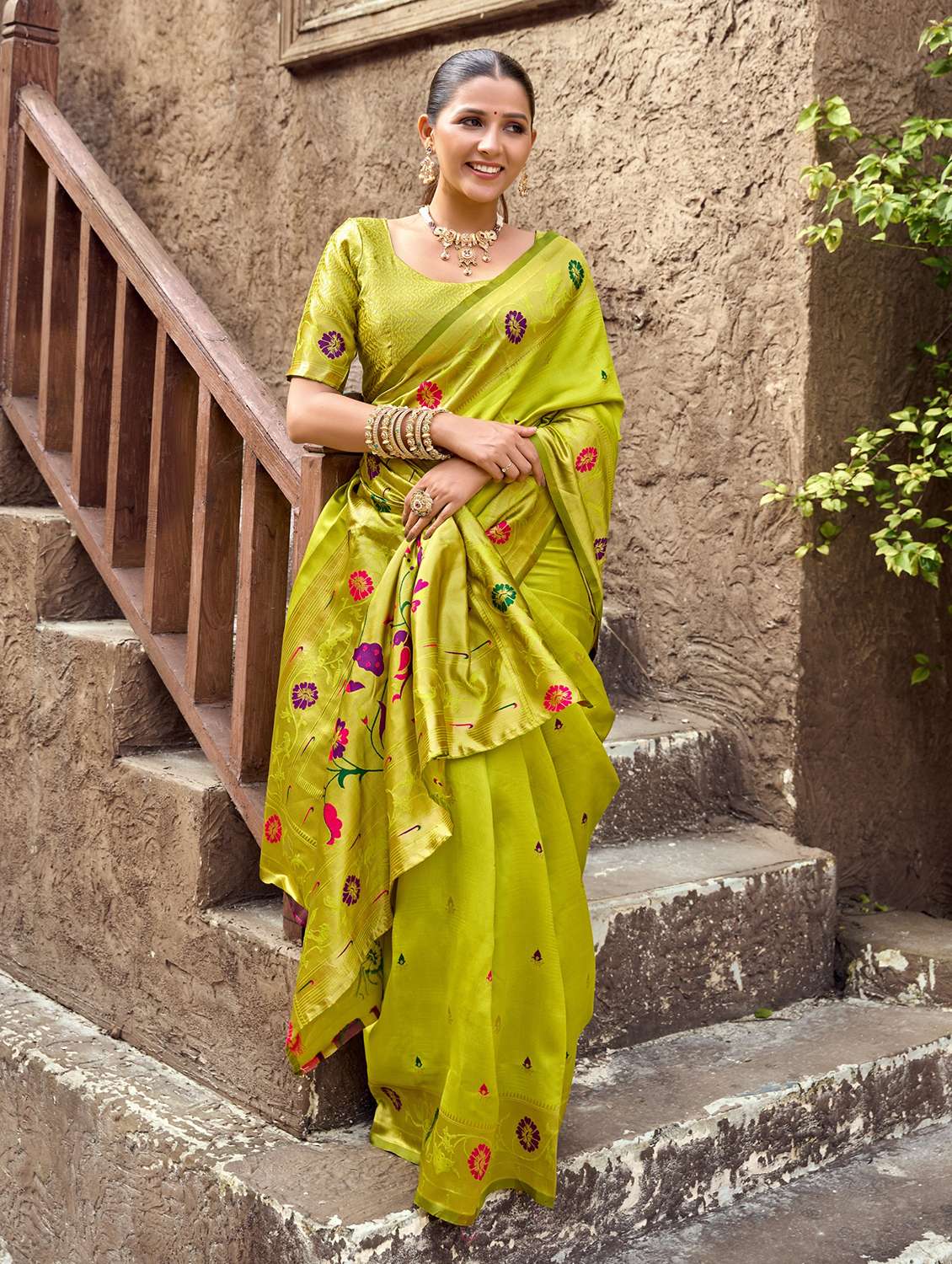 women self design paithani saree with blouse - 22593074 -  Standard Image - 2