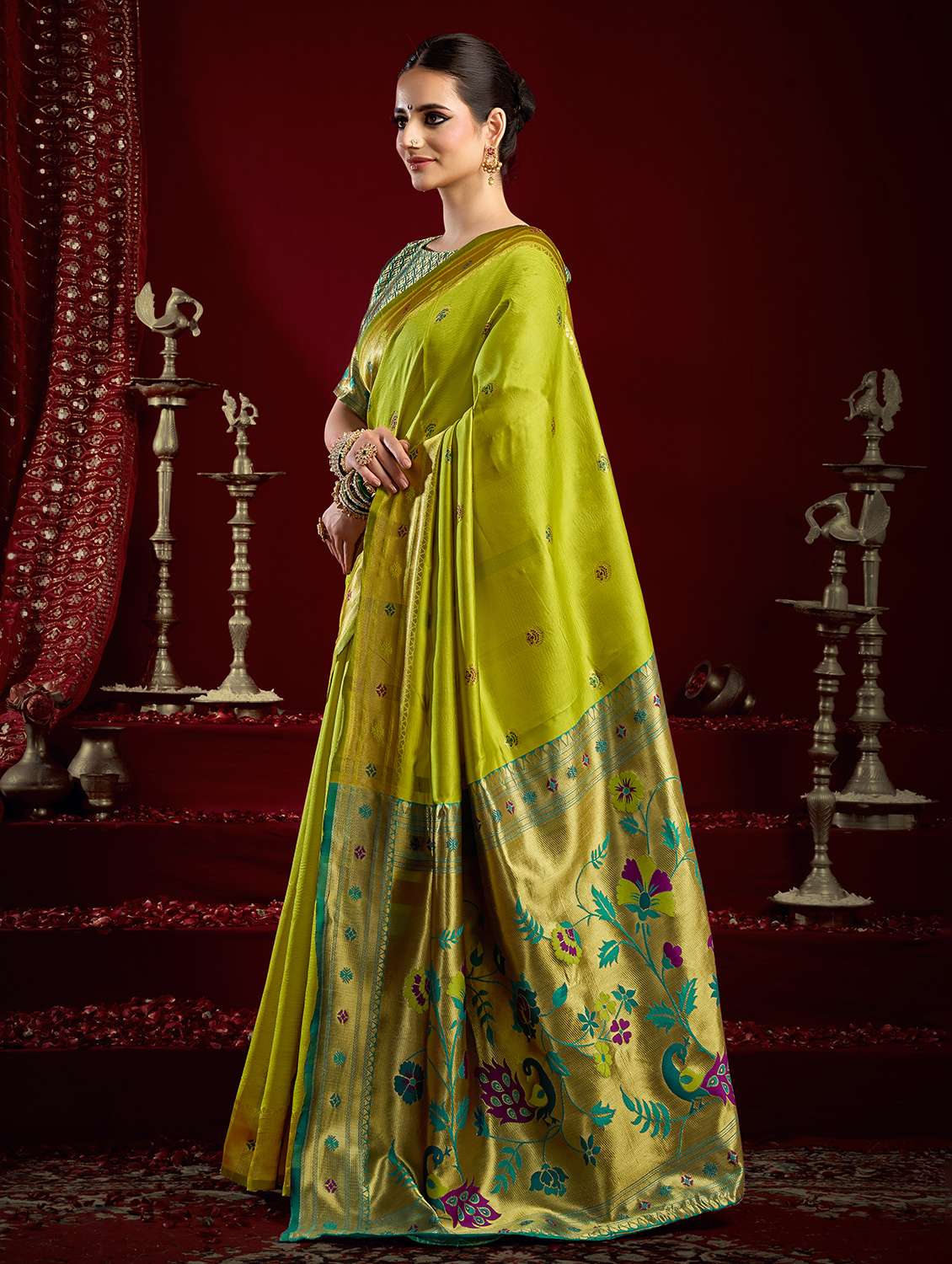 women self design paithani saree with blouse - 22593085 -  Standard Image - 2