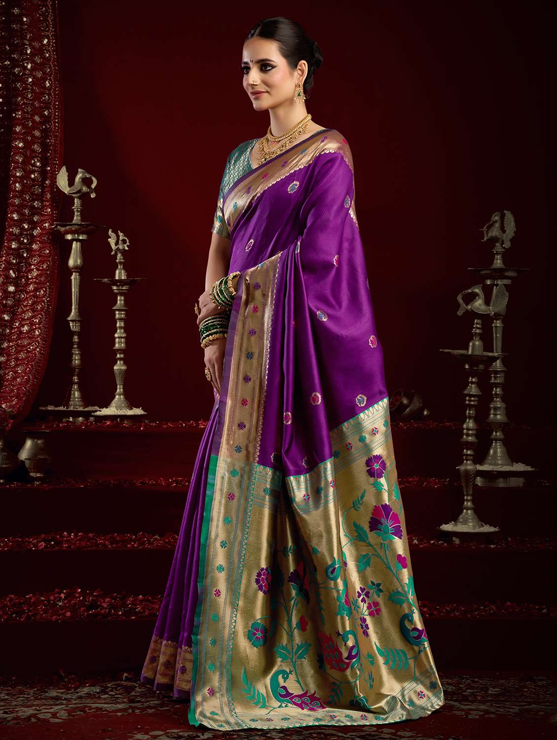 Women Self Design Paithani Saree With Blouse - 22593086 -  Standard Image - 2