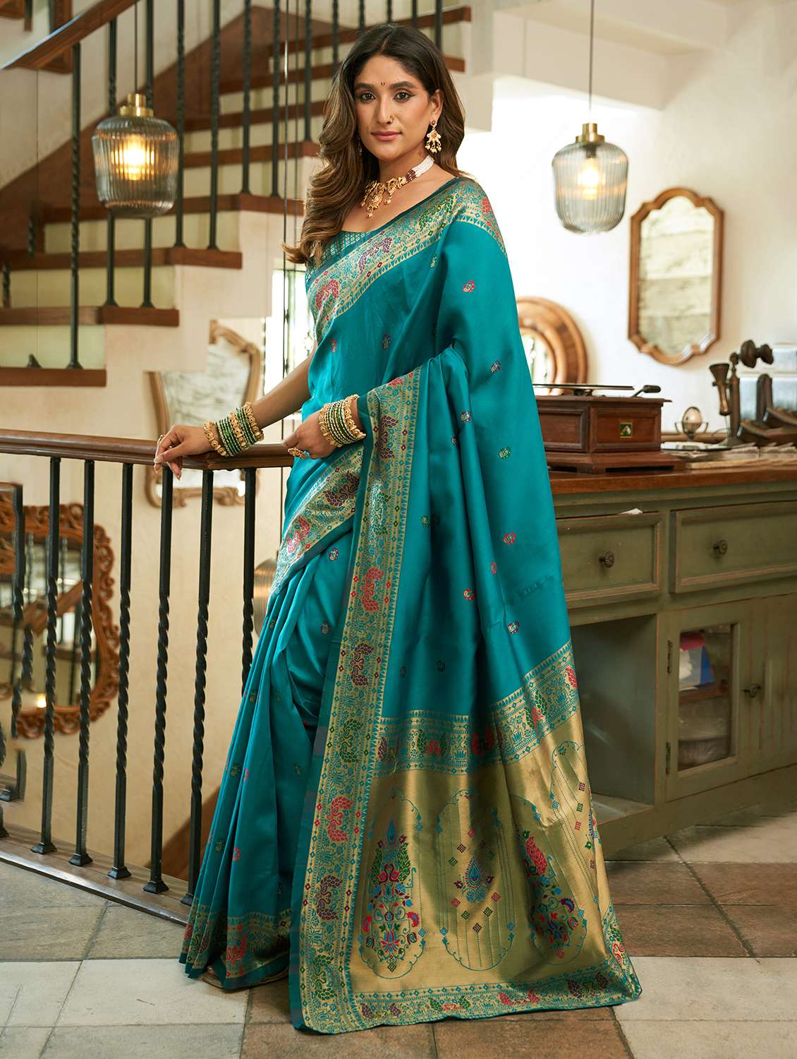 women self design paithani saree with blouse - 22593107 -  Standard Image - 2