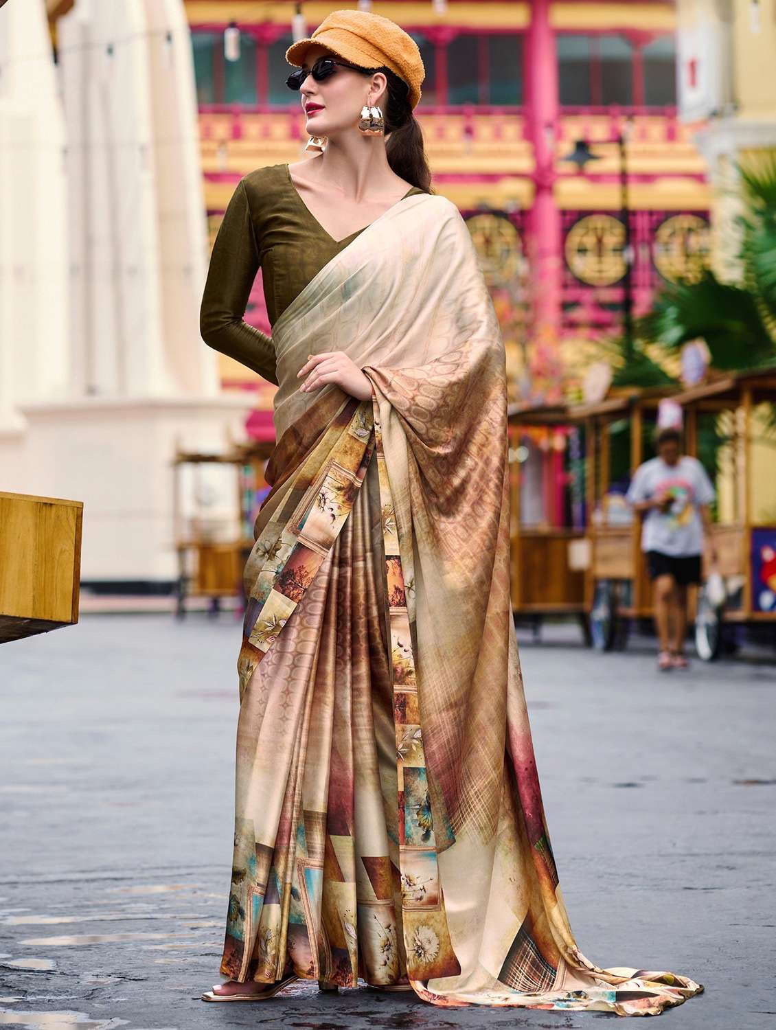 women printed casual wear saree with blouse