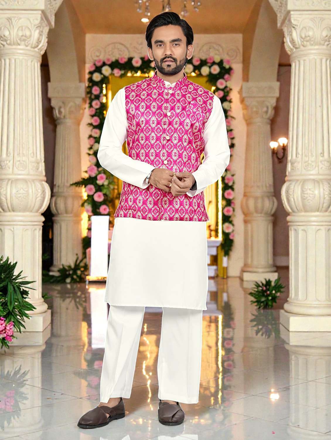 Men Printed Mandarin Neck Kurta Pyjama With Jacket Set - 22593751 -  Standard Image - 2
