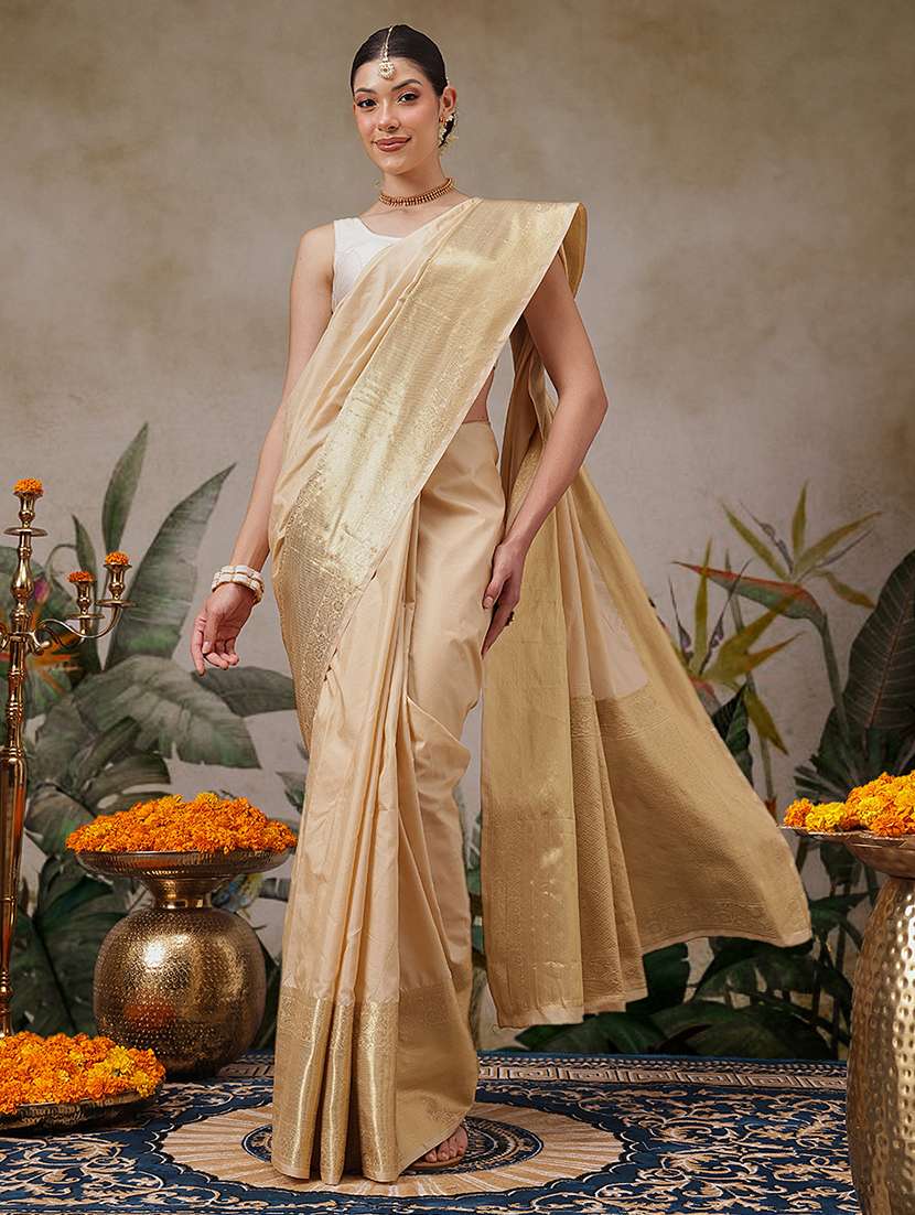 women solid with bordered kasavu saree with blouse