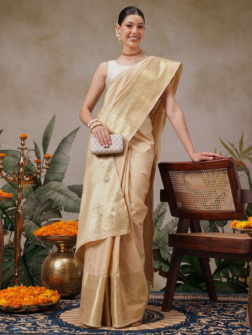 women solid with bordered kasavu saree with blouse - 22593808 -  Standard Image - 2
