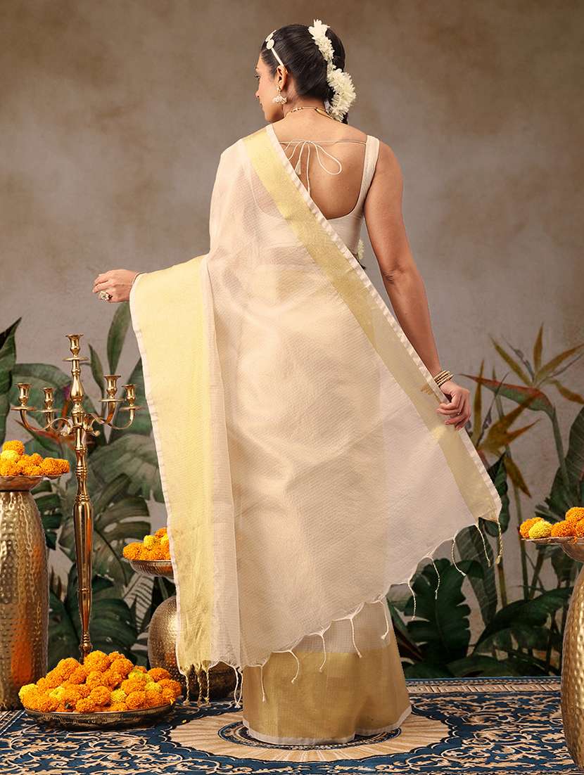 women solid with bordered kasavu saree with blouse - 22593813 -  Standard Image - 2