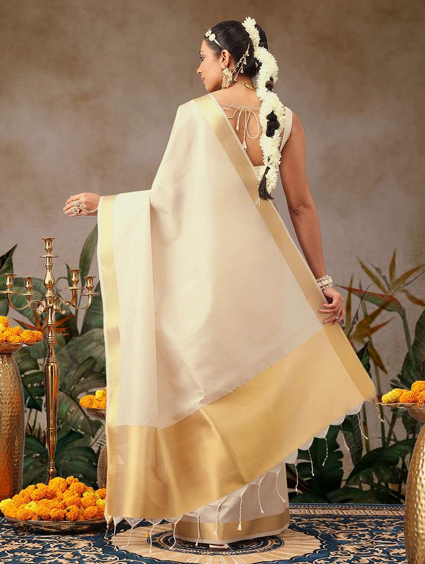 women solid with bordered kasavu saree with blouse - 22593815 -  Standard Image - 2