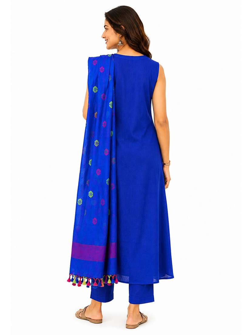 women solid sleeveless kurta pant set with dupatta - 22593822 -  Standard Image - 2
