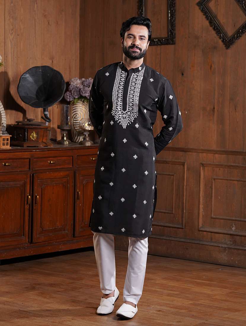 men solid with work mandarin neck kurta pyjama set