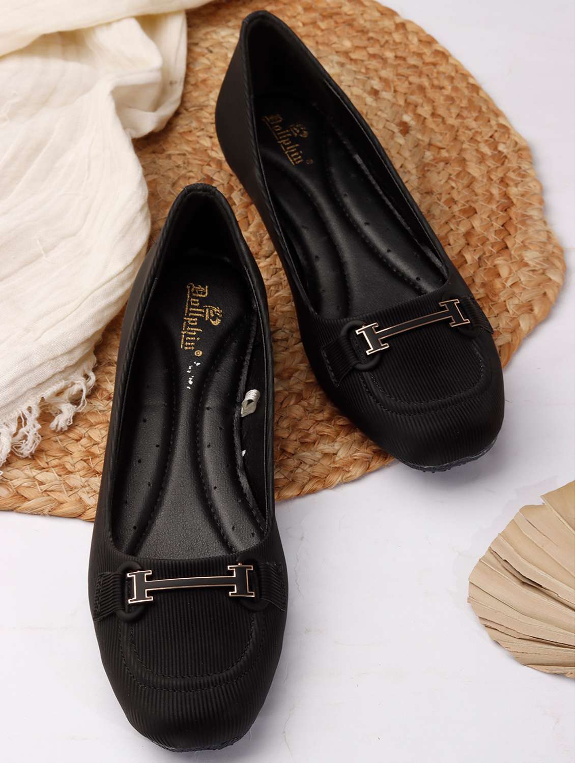 women textured slip on ballerina