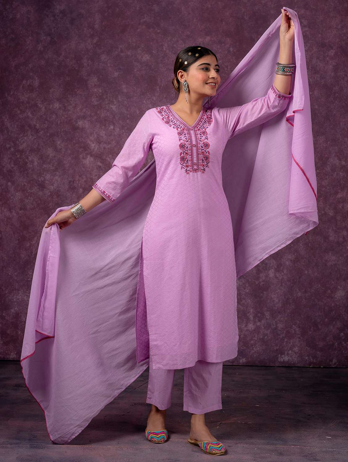 Women Self Design Three Quarter Sleeves Kurta Pant Set With Dupatta - 22596007 -  Standard Image - 2