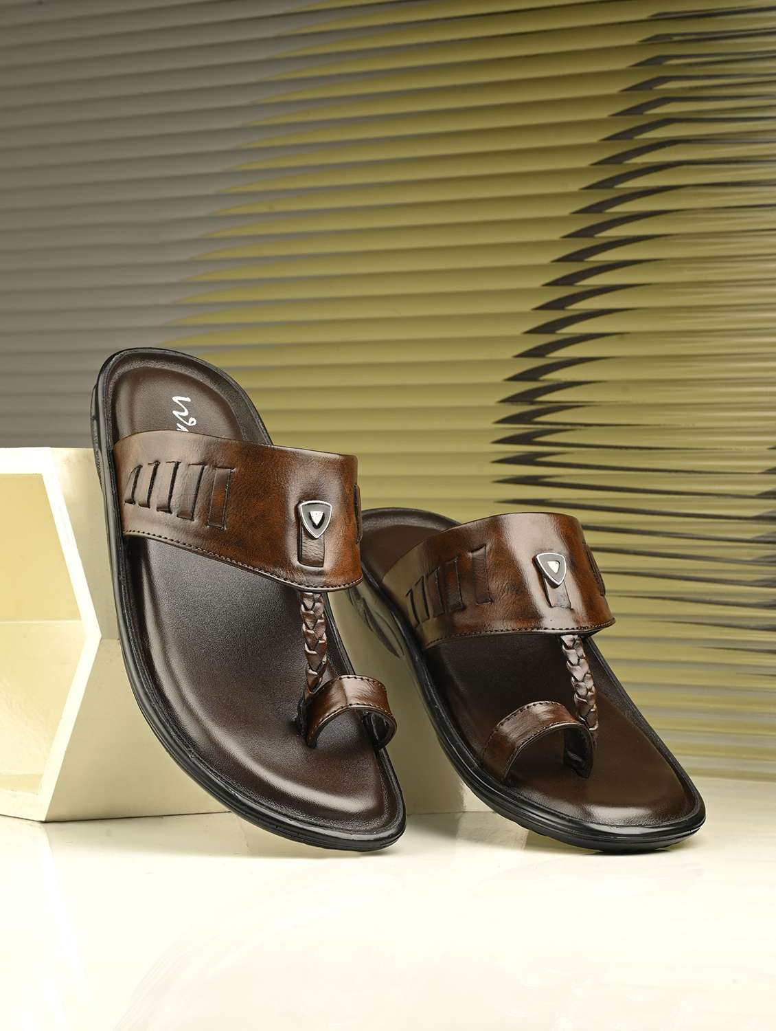 men solid slip on kolhapuri sandal