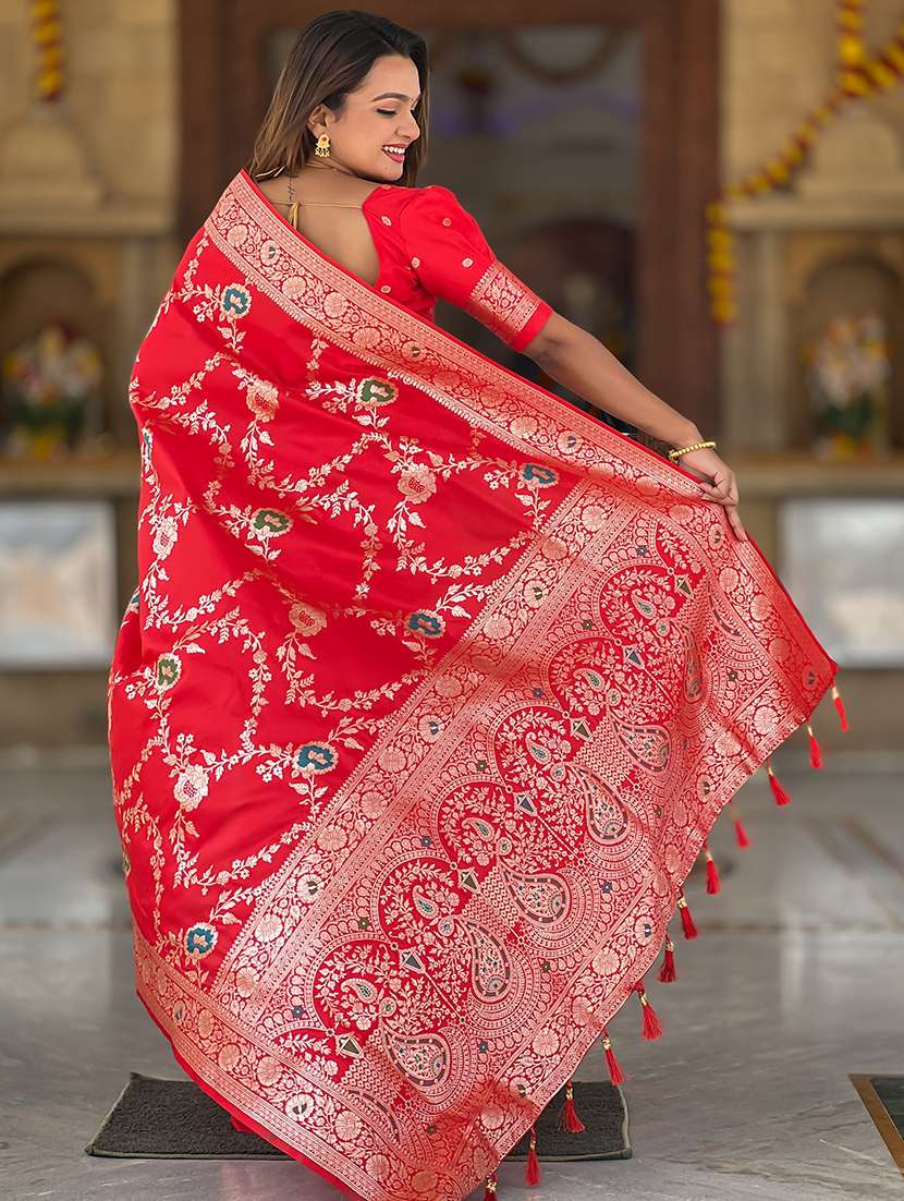 Women Self Design Banarasi Saree With Blouse - 22596303 -  Standard Image - 2