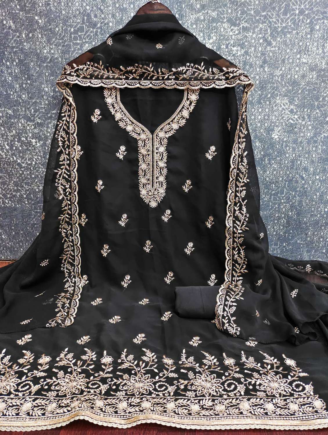 Women Solid With Work Unstitched Suit Set - 22597113 -  Standard Image - 2