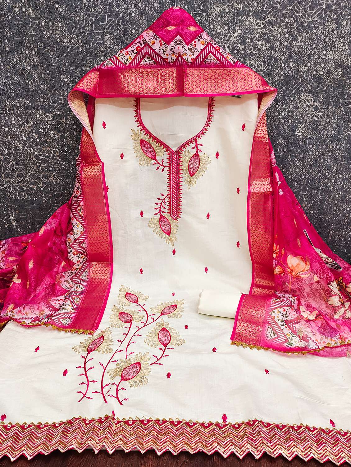 Women Solid With Work Unstitched Suit Set - 22597286 -  Standard Image - 2