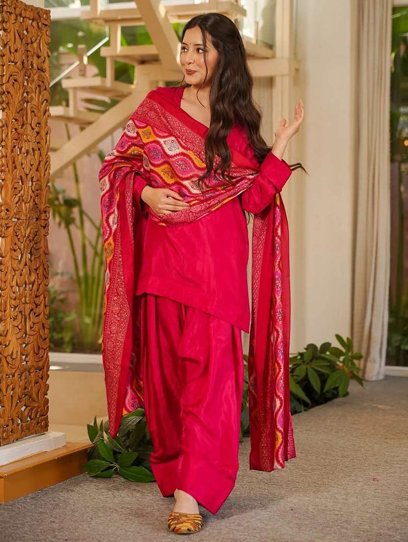 Women Solid Long Sleeves Kurta Salwar Set - 22597944 -  Standard Image - 2