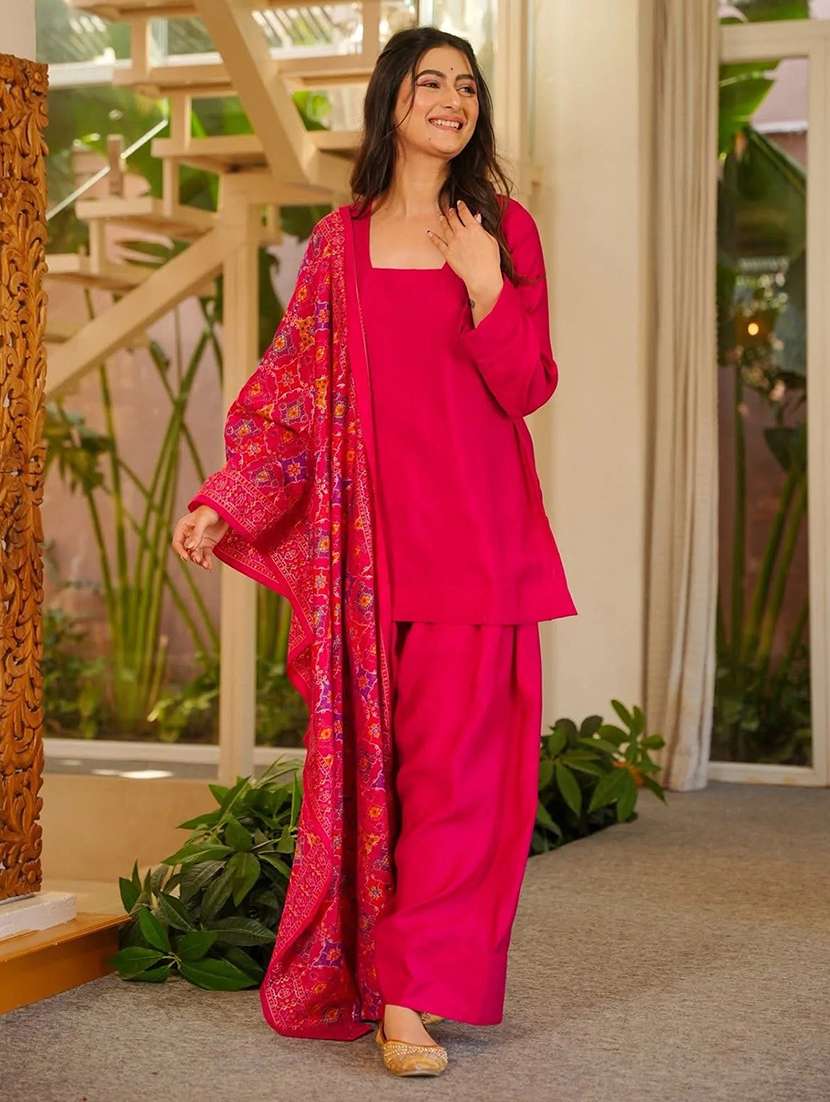 women solid long sleeves kurta salwar set - 22597946 -  Standard Image - 2