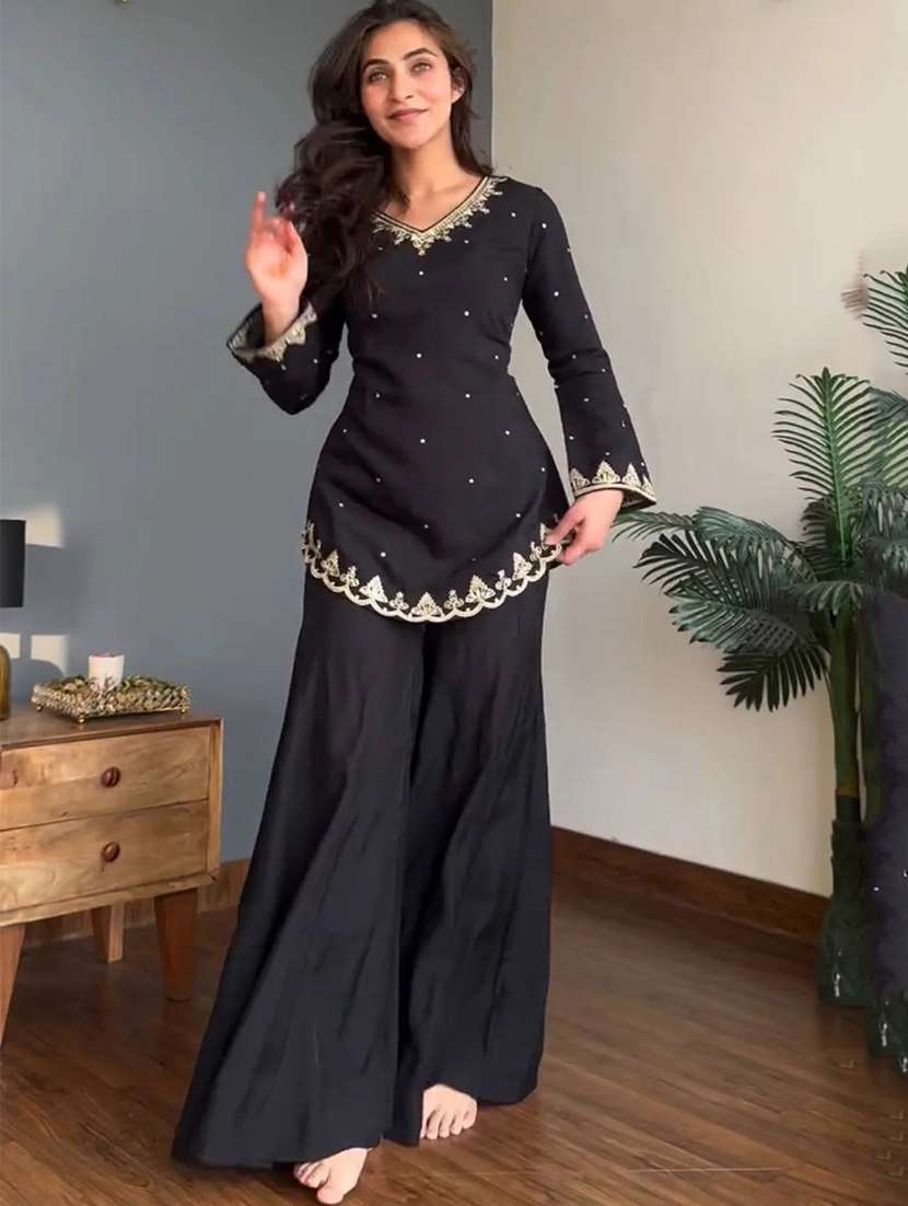 women embroidered long sleeves kurta palazzo set with dupatta - 22597948 -  Standard Image - 2