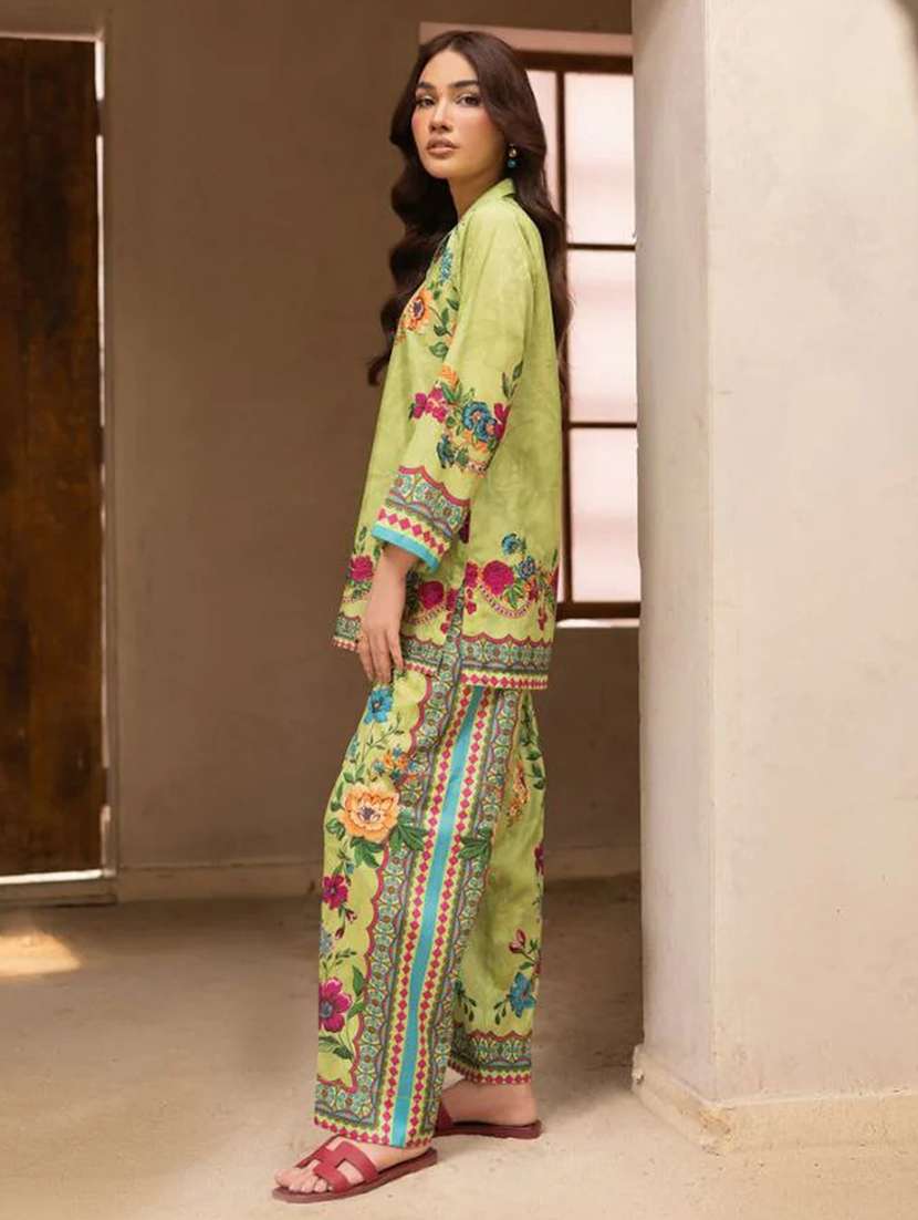 Women Printed Long Sleeves Ethnic Co-ord Set - 22598079 -  Standard Image - 2