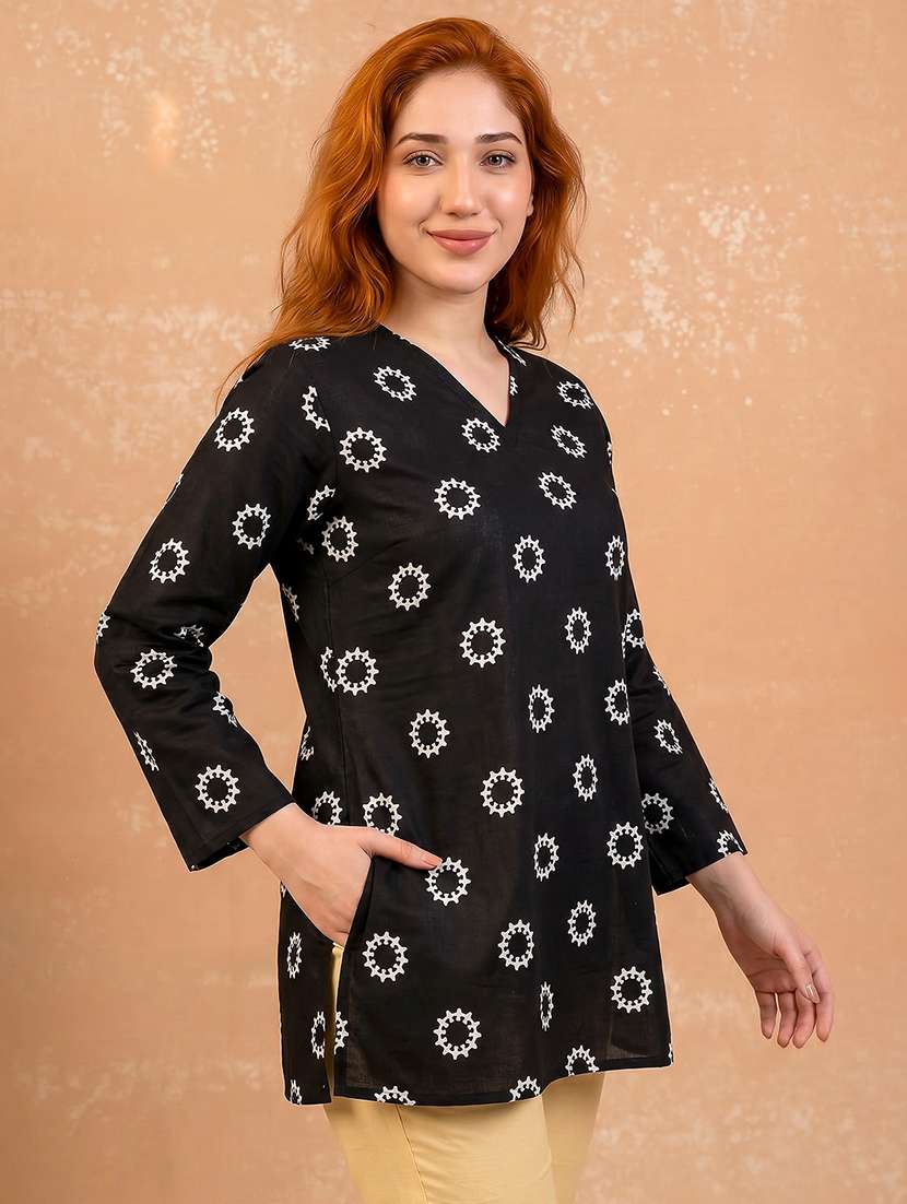 Women Printed Three Quarter Sleeves Straight Kurti - 22600585 -  Standard Image - 2