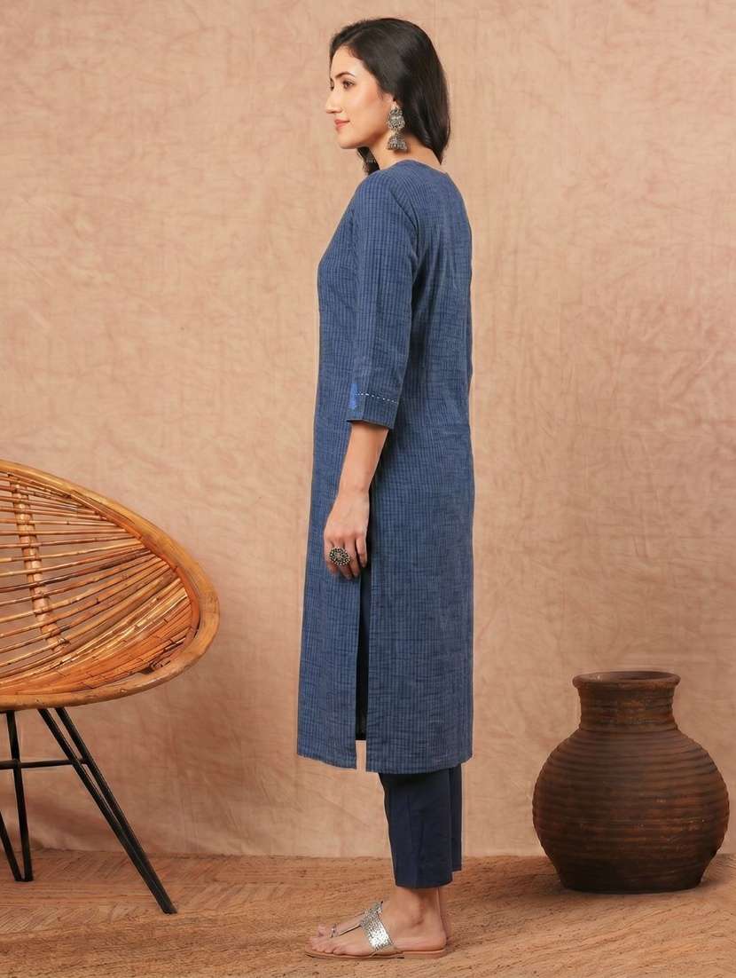 women self design three quarter sleeves straight kurta - 22601129 -  Standard Image - 2