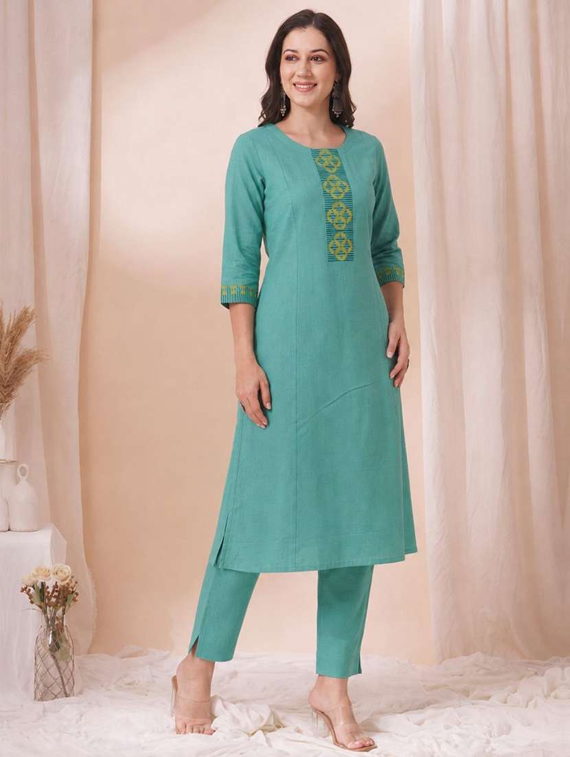 women printed three quarter sleeves straight kurta - 22601135 -  Standard Image - 2