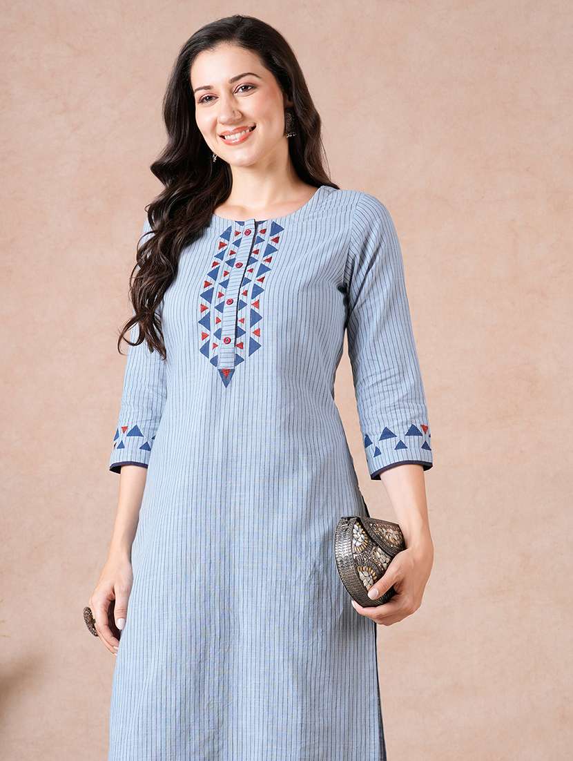 women printed three quarter sleeves straight kurta - 22601144 -  Standard Image - 2