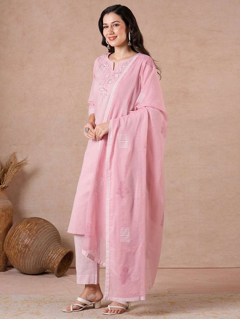women embroidered three quarter sleeves kurta pant set with dupatta - 22601154 -  Standard Image - 2