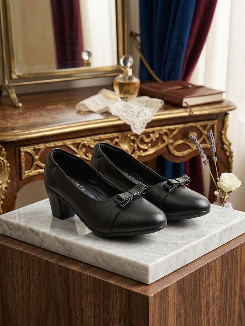 women solid slip on pumps