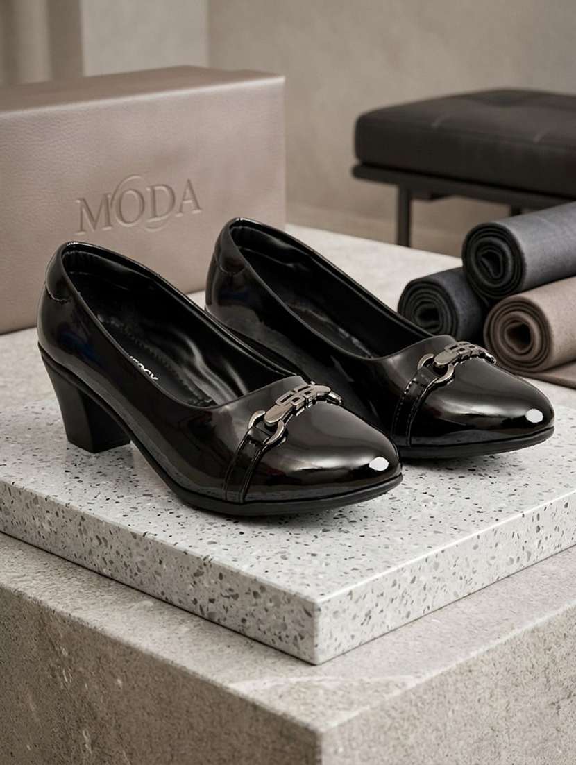 women solid slip on pumps