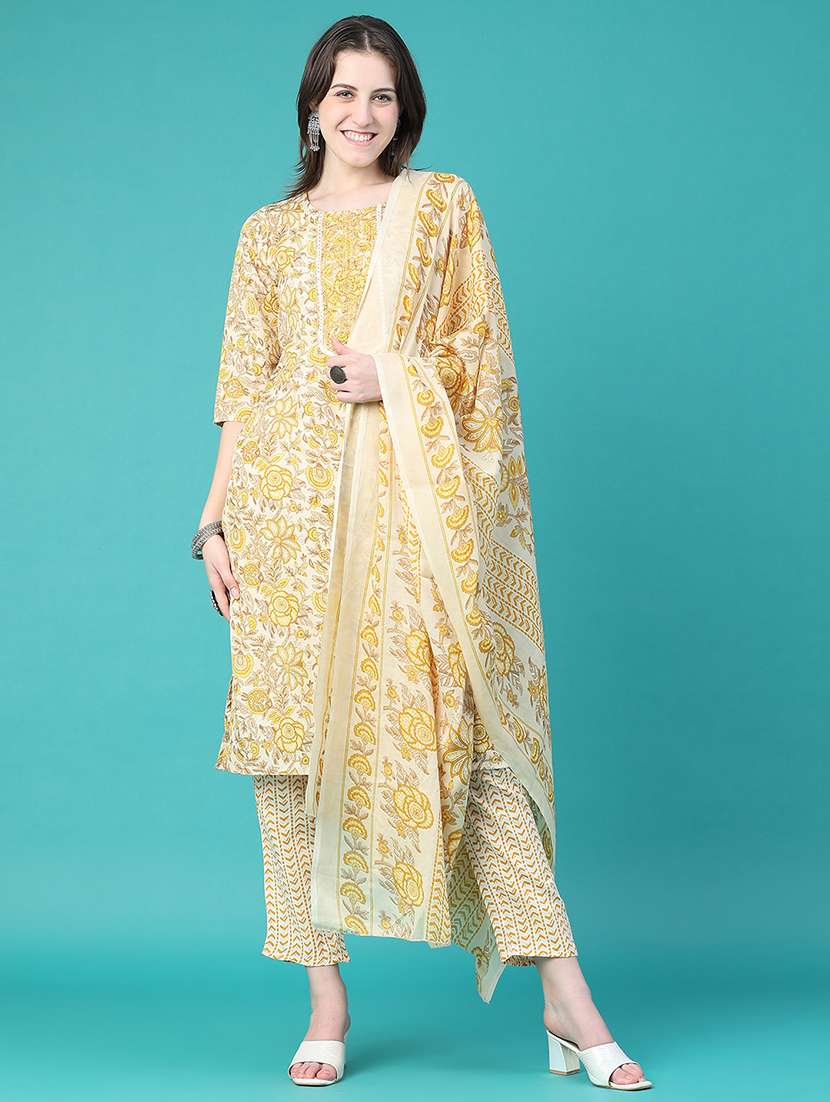 Women Printed Three Quarter Sleeves Kurta Pant Set With Dupatta - 22602978 -  Standard Image - 2