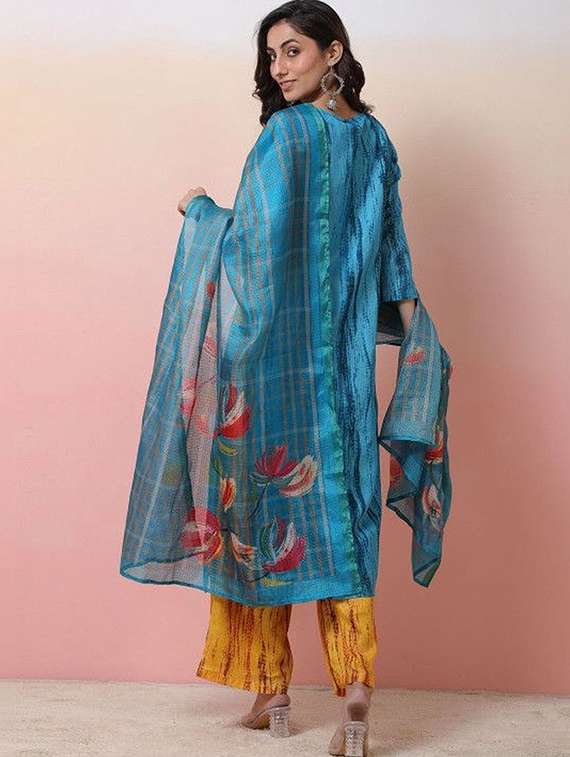 Women Printed Three Quarter Sleeves Kurta Pant Set With Dupatta - 22603076 -  Standard Image - 2