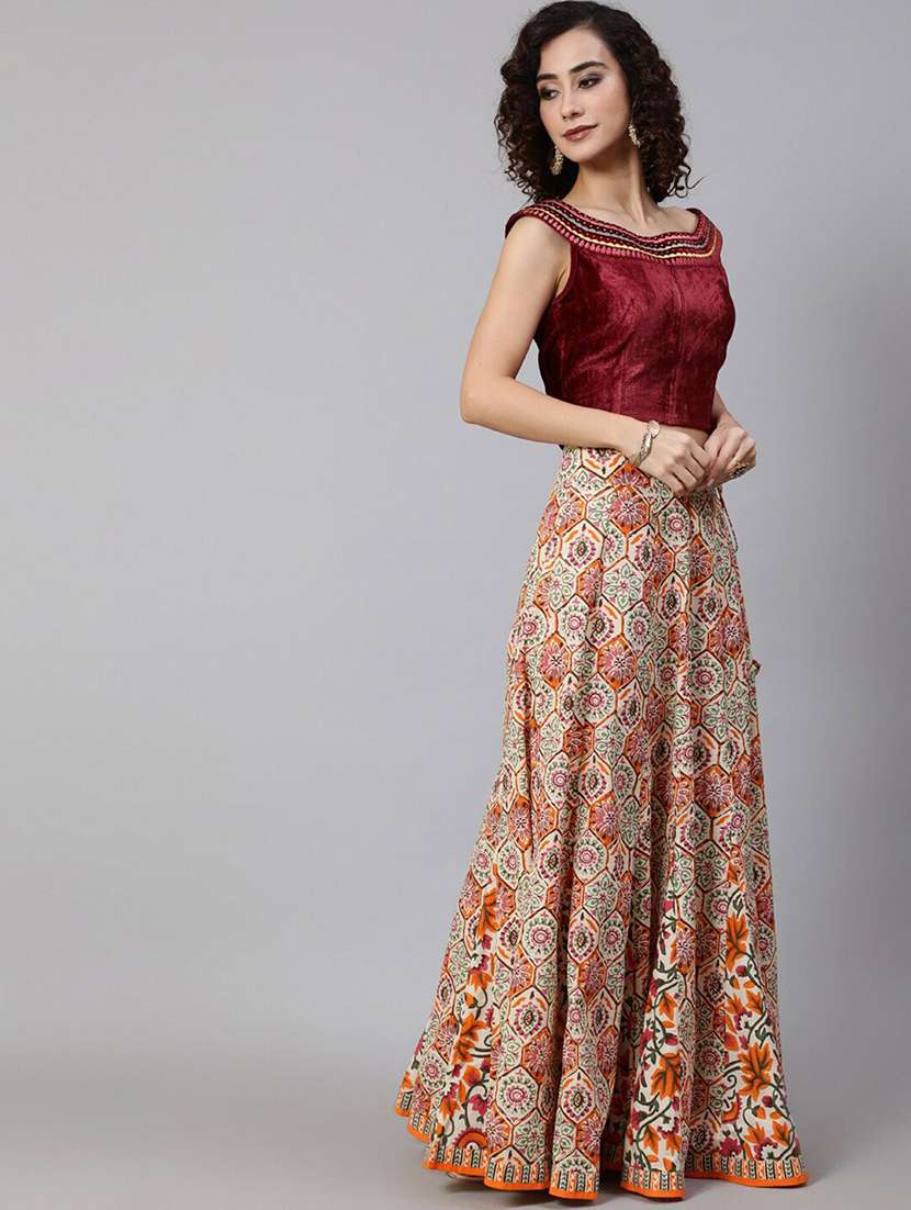 Women Printed Sleeveless Lehenga Choli Set - 22603126 -  Standard Image - 2