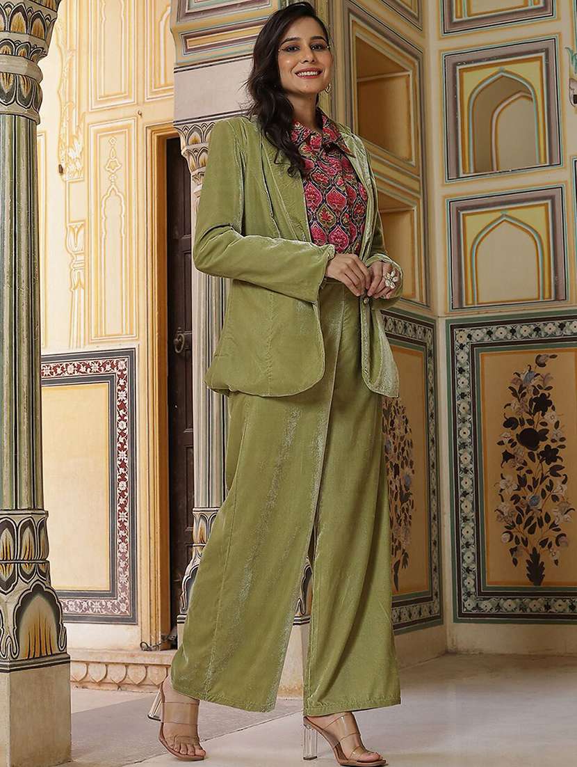 Women Solid Long Sleeves Blazer And Trouser Co-ord Set - 22603658 -  Standard Image - 2