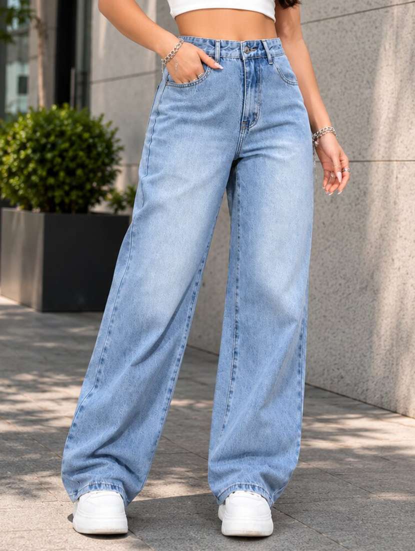 women washed high rise baggy jeans - 22603859 -  Standard Image - 2