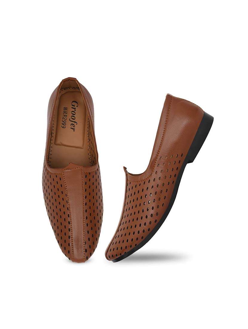 men cutwork slip on jutti - 22604303 -  Standard Image - 2