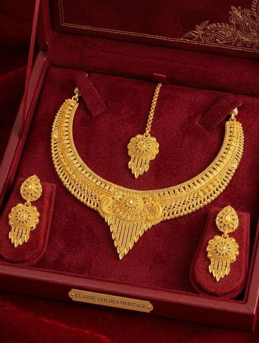 women gold brass necklace earring maang tikka set - 22604771 -  Standard Image - 2