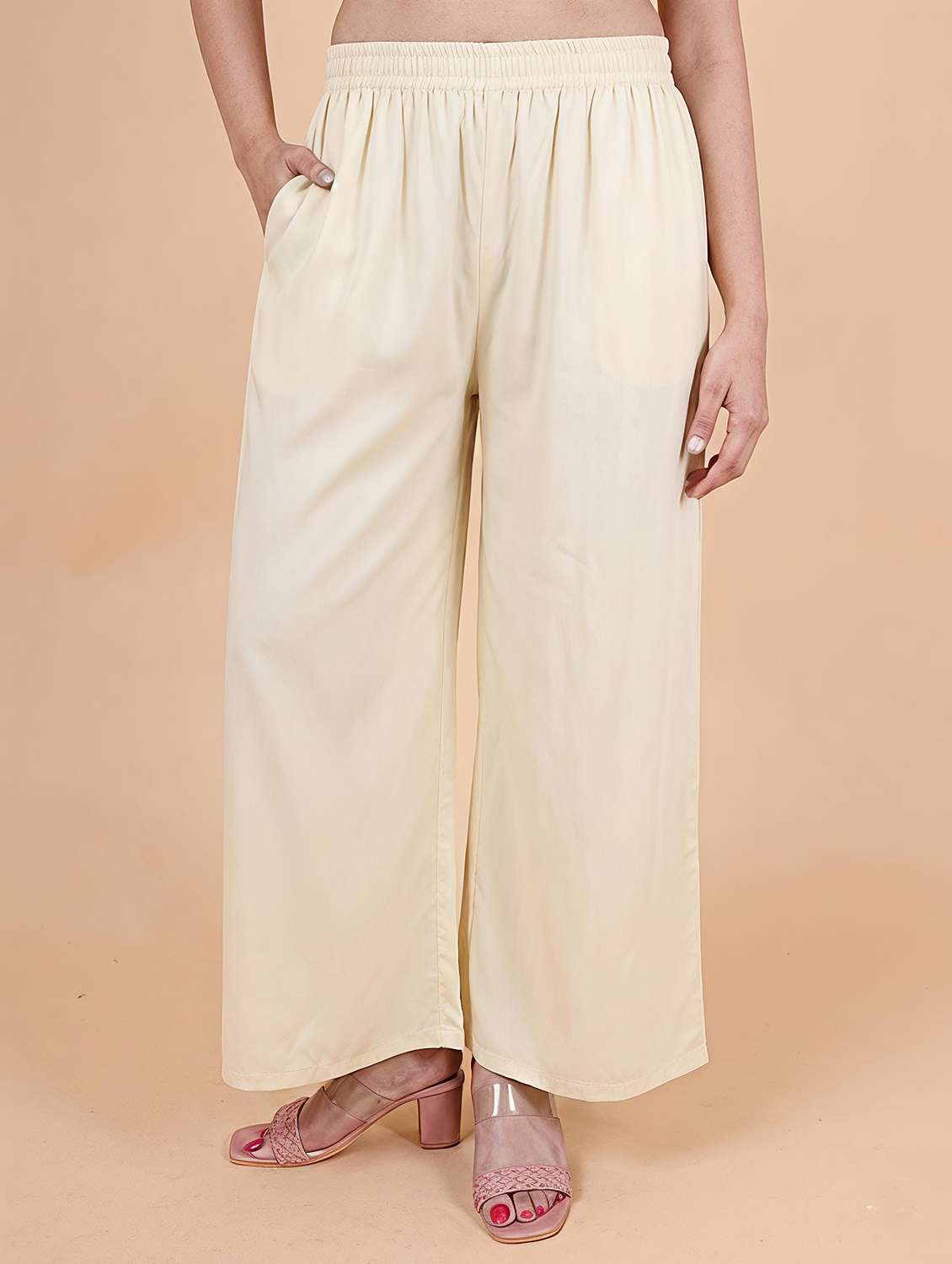 women solid mid rise wide leg trouser
