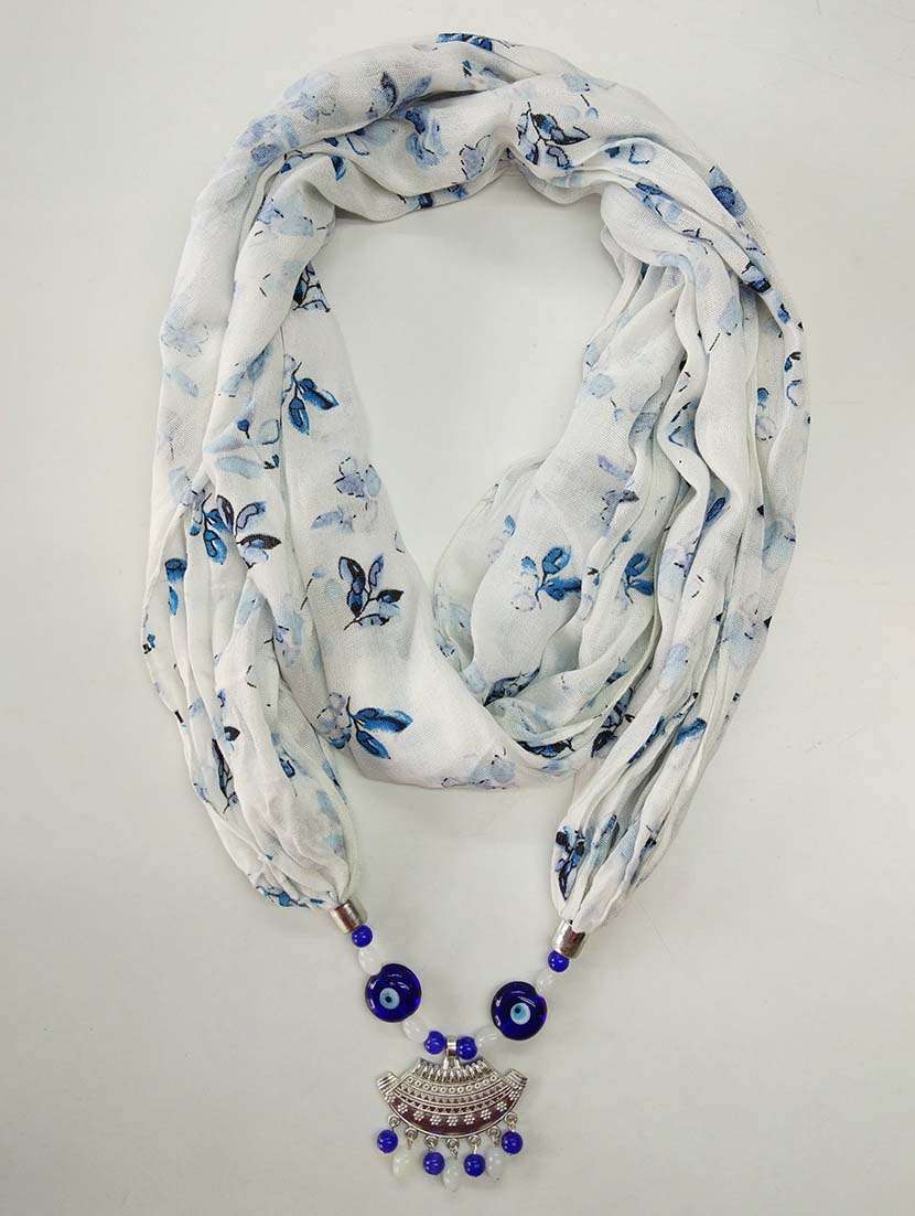 women printed scarf with necklace