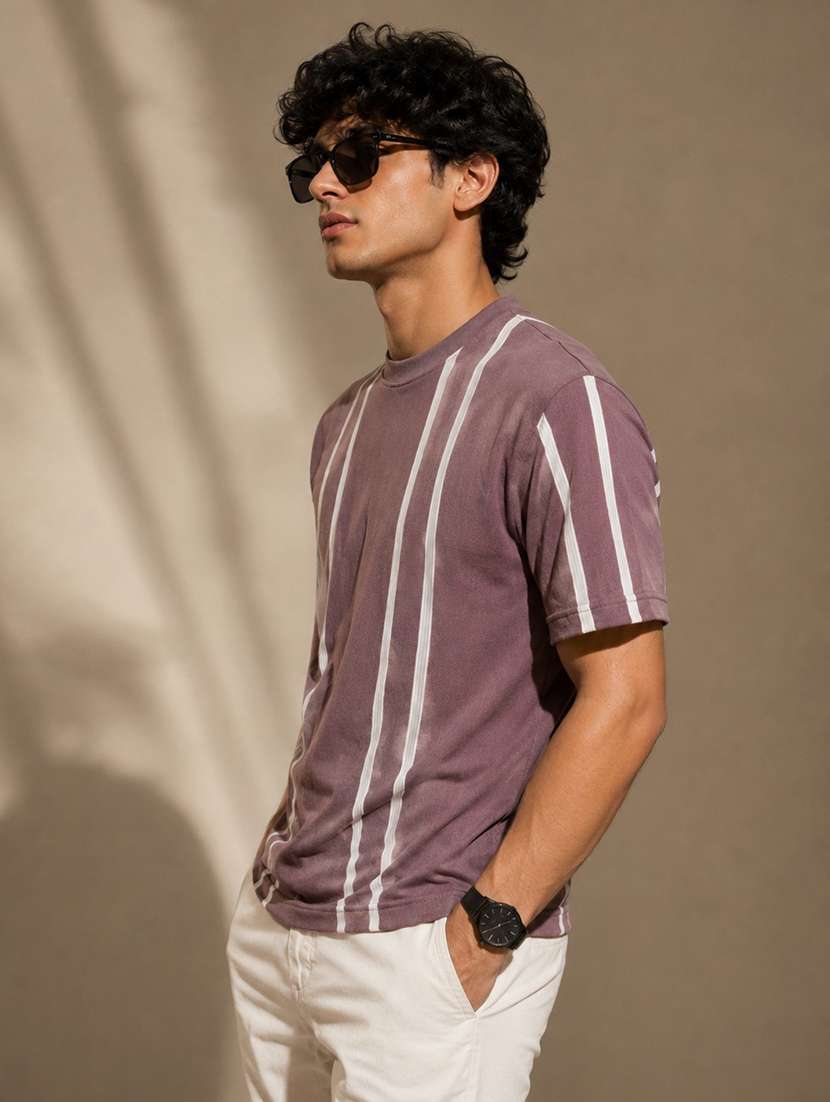 men striped short sleeve oversized t-shirt - 22604934 -  Standard Image - 2