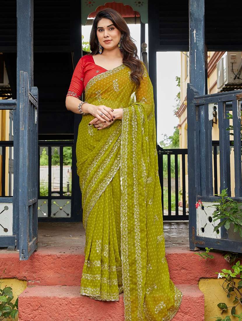 women bandhani printed saree with blouse