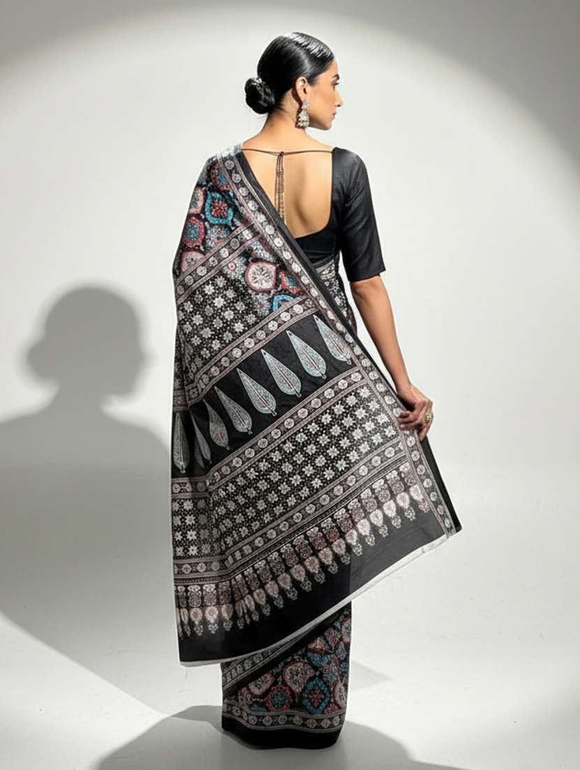 women printed casual wear saree with blouse - 22605699 -  Standard Image - 2