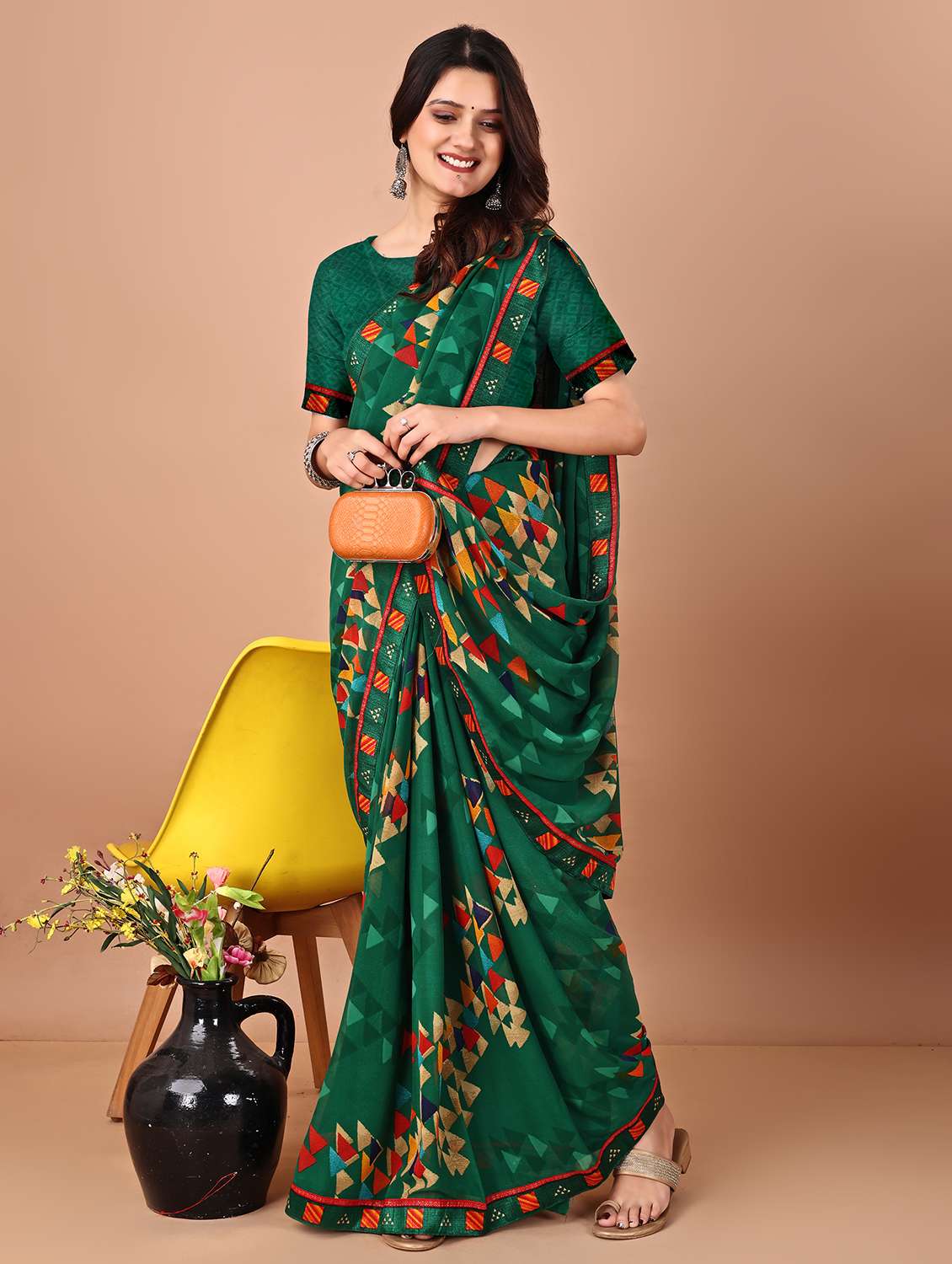 Women Printed Casual Wear Saree With Blouse - 22606732 -  Standard Image - 2