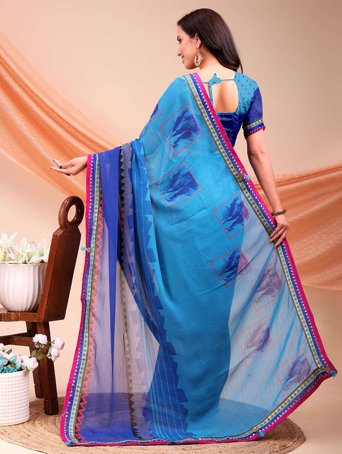 women printed casual wear saree with blouse - 22606766 -  Standard Image - 2