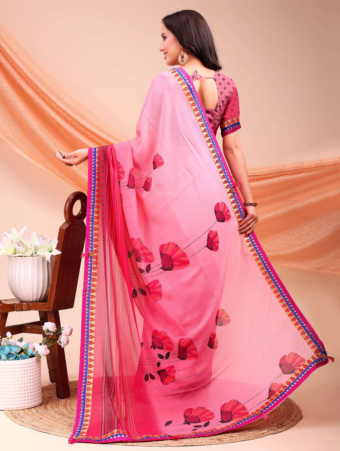 Women Printed Casual Wear Saree With Blouse - 22606770 -  Standard Image - 2
