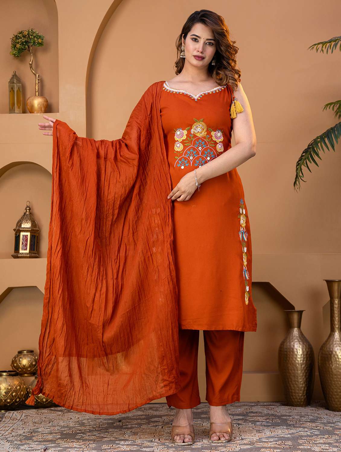 women embroidered sleeveless kurta pant set with dupatta