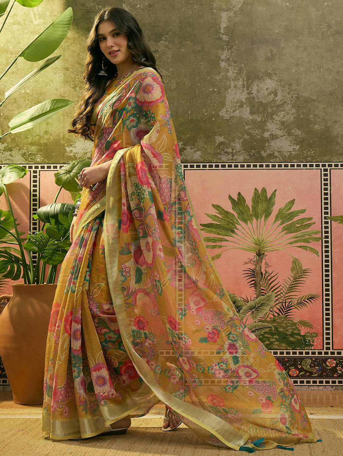women printed casual wear saree with blouse - 22610089 -  Standard Image - 2